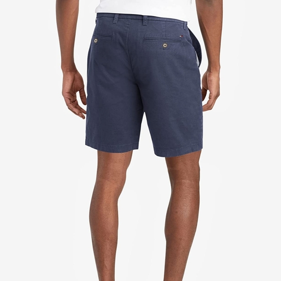 Tommy Hilfiger Men's Classic Fit Chino Shorts Size 40 - Picture 2 of 9